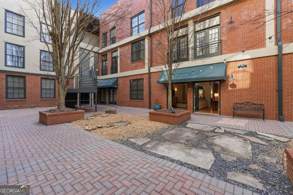 Photo of 1605 Liberty Lane, Roswell, GA 30075 (MLS # 10699754)