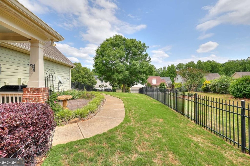 Photo of 125 Hawthorn Way, Hoschton, GA 30548 (MLS # 10850293)