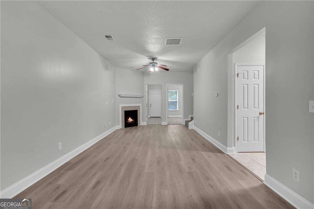 2407 Hackamore DR