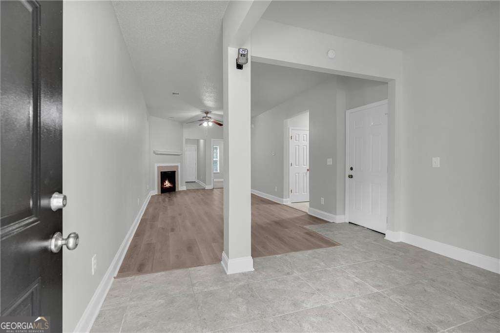2407 Hackamore DR