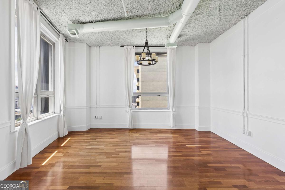 20 Marietta ST NW #15E