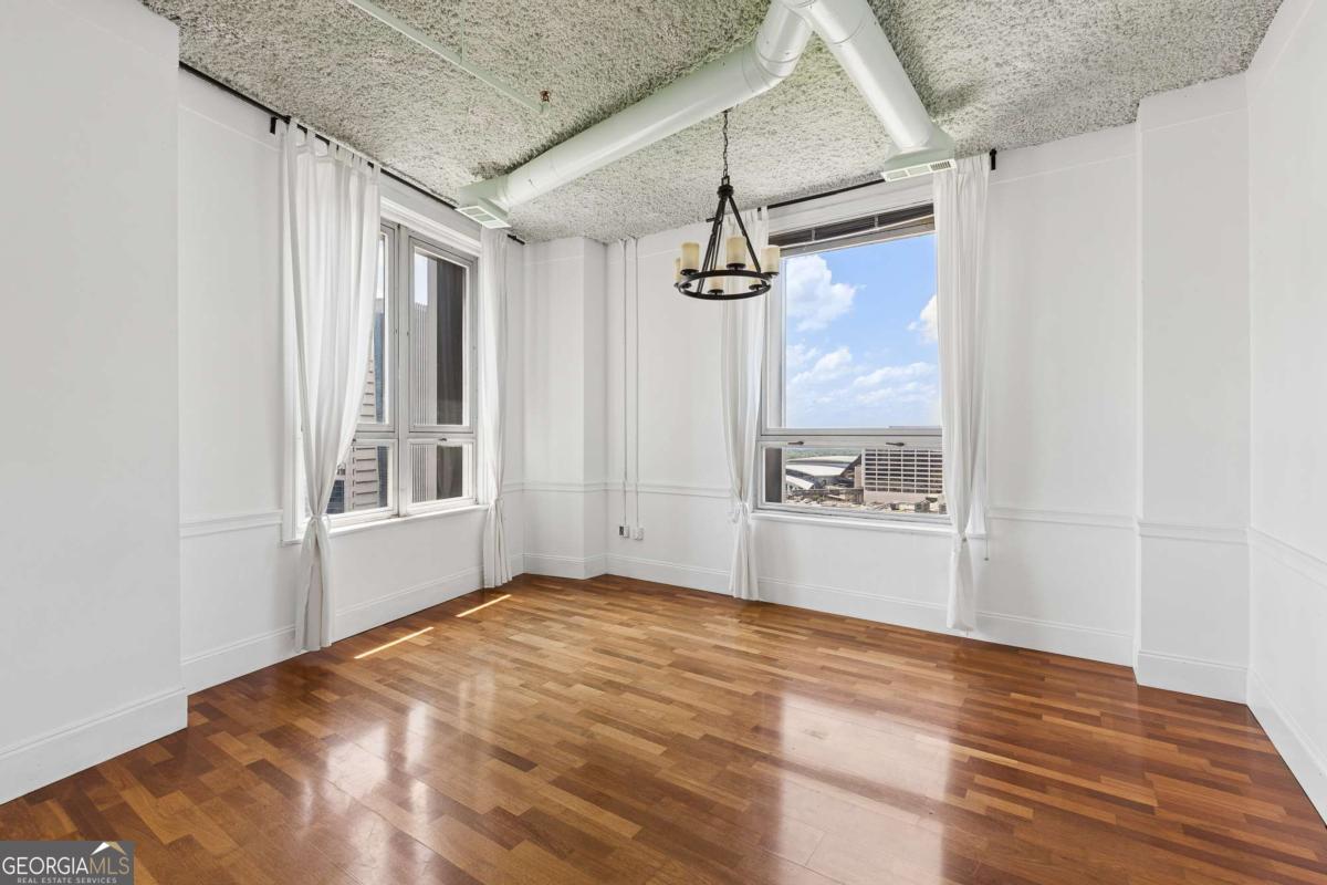 20 Marietta ST NW #15E