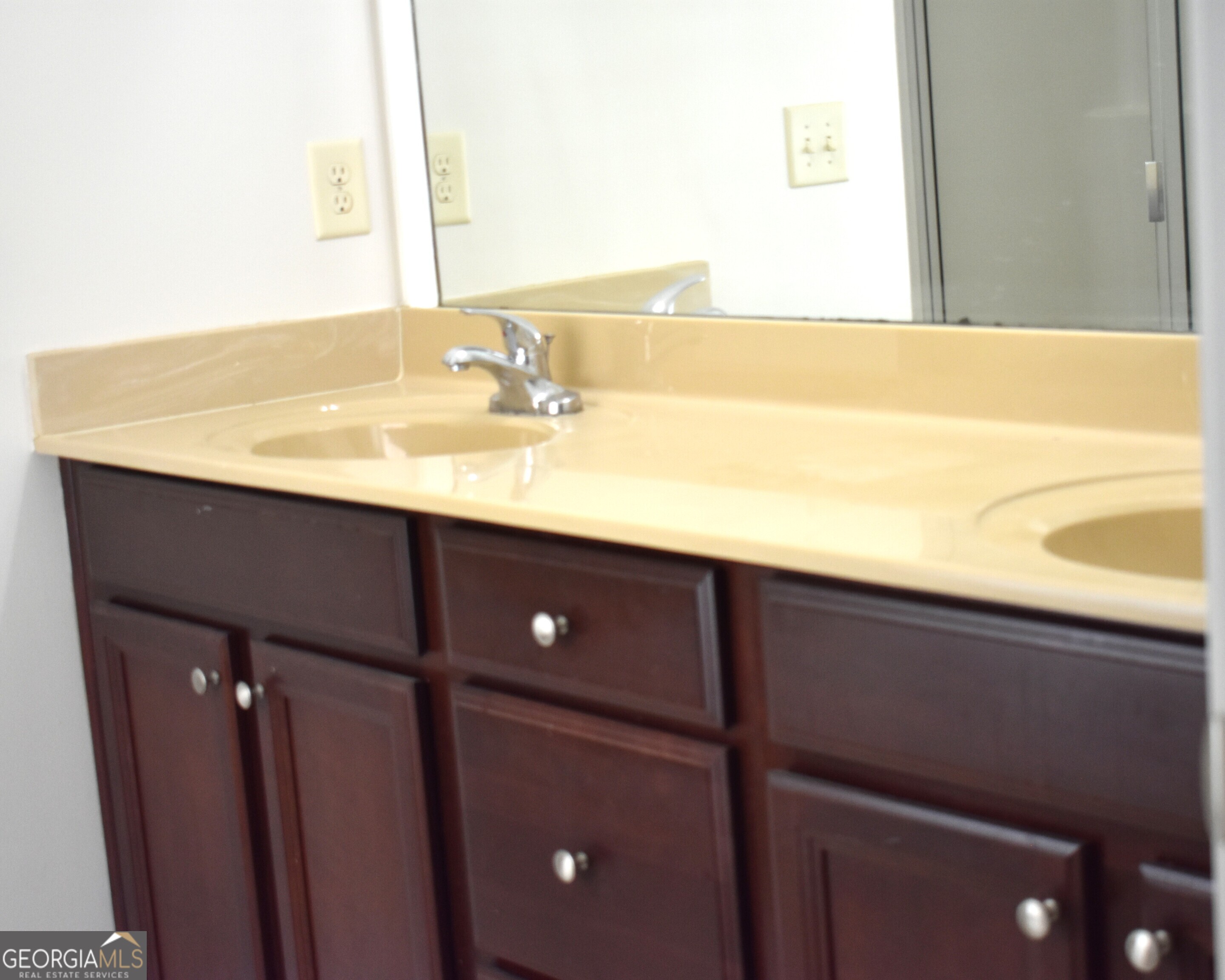 Kennewick Place - Residential Lease