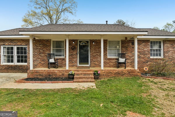 8165 LAUREL DR SW, COVINGTON, GA 30014 - Image 2bc247b5338722cb5d9b57cbf579adf6/3320449080