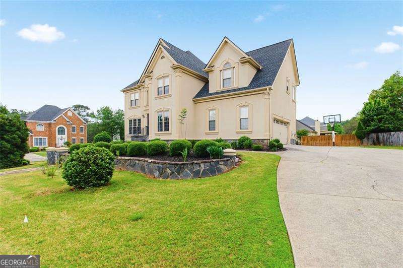 253 Chestnut Lake WAY