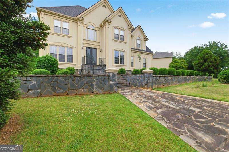 253 Chestnut Lake WAY