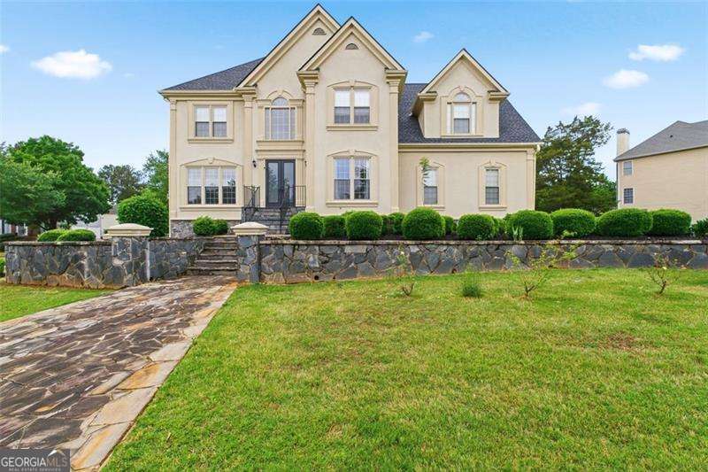 253 Chestnut Lake WAY