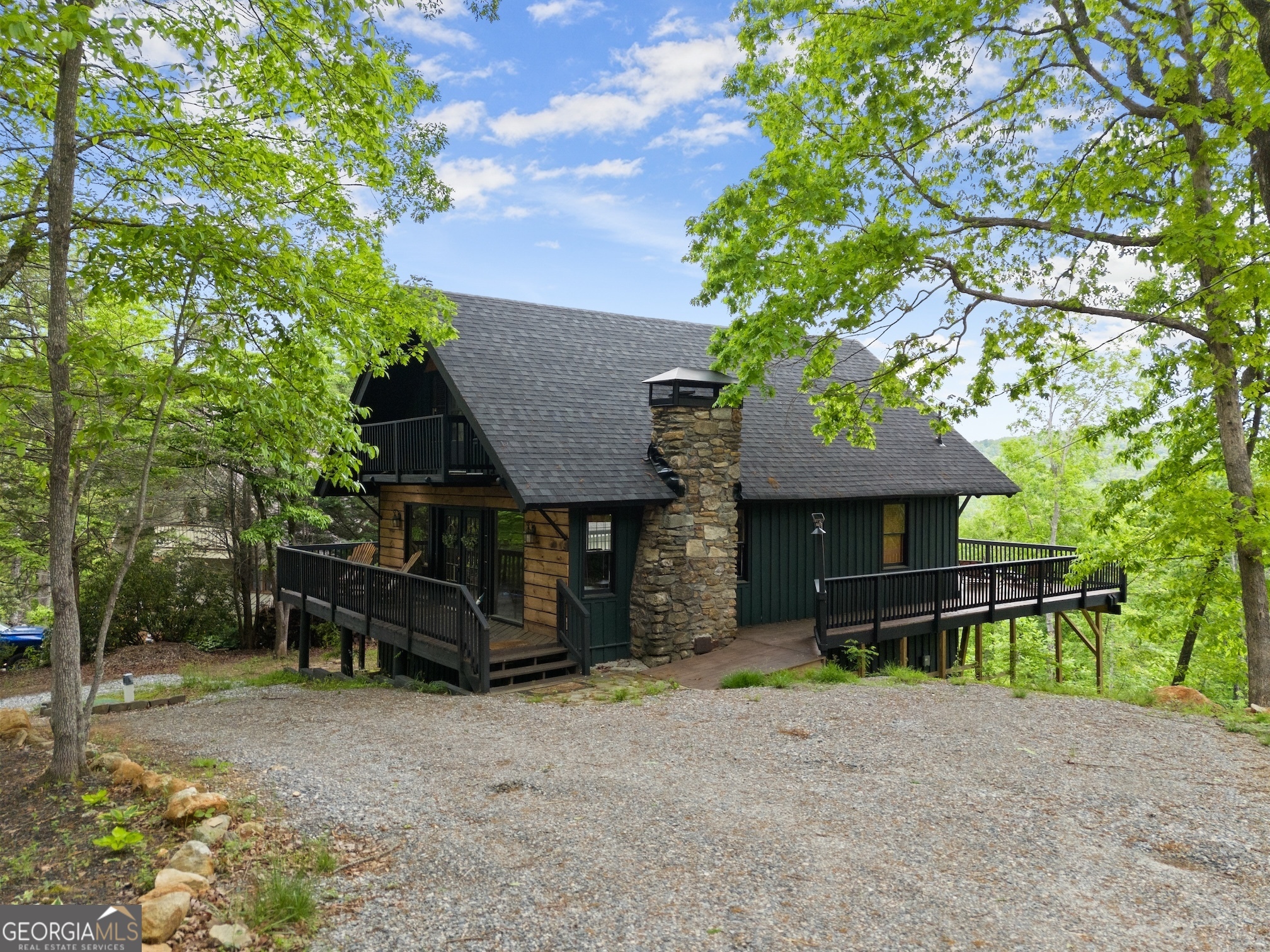 213 Matterhorn DR