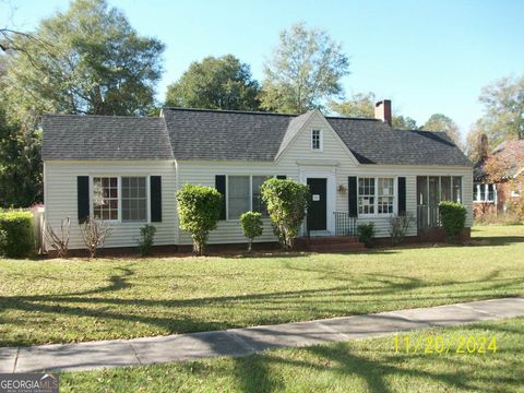 A home in Hawkinsville