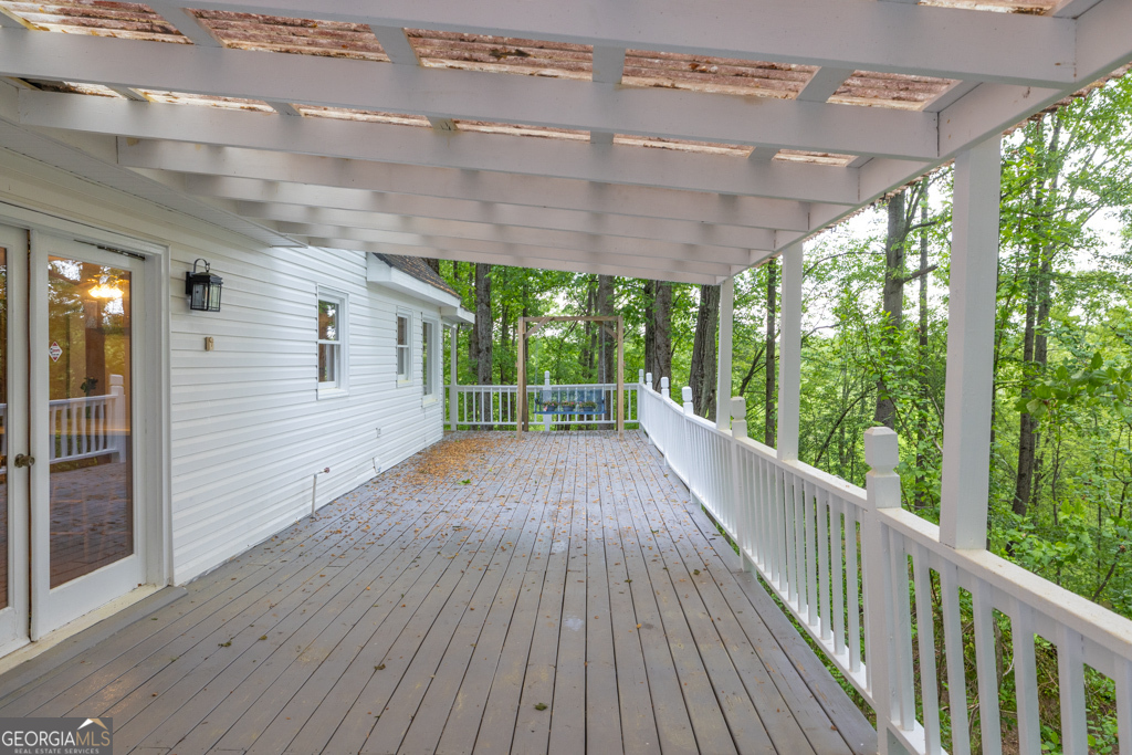 1190 Foster RD
