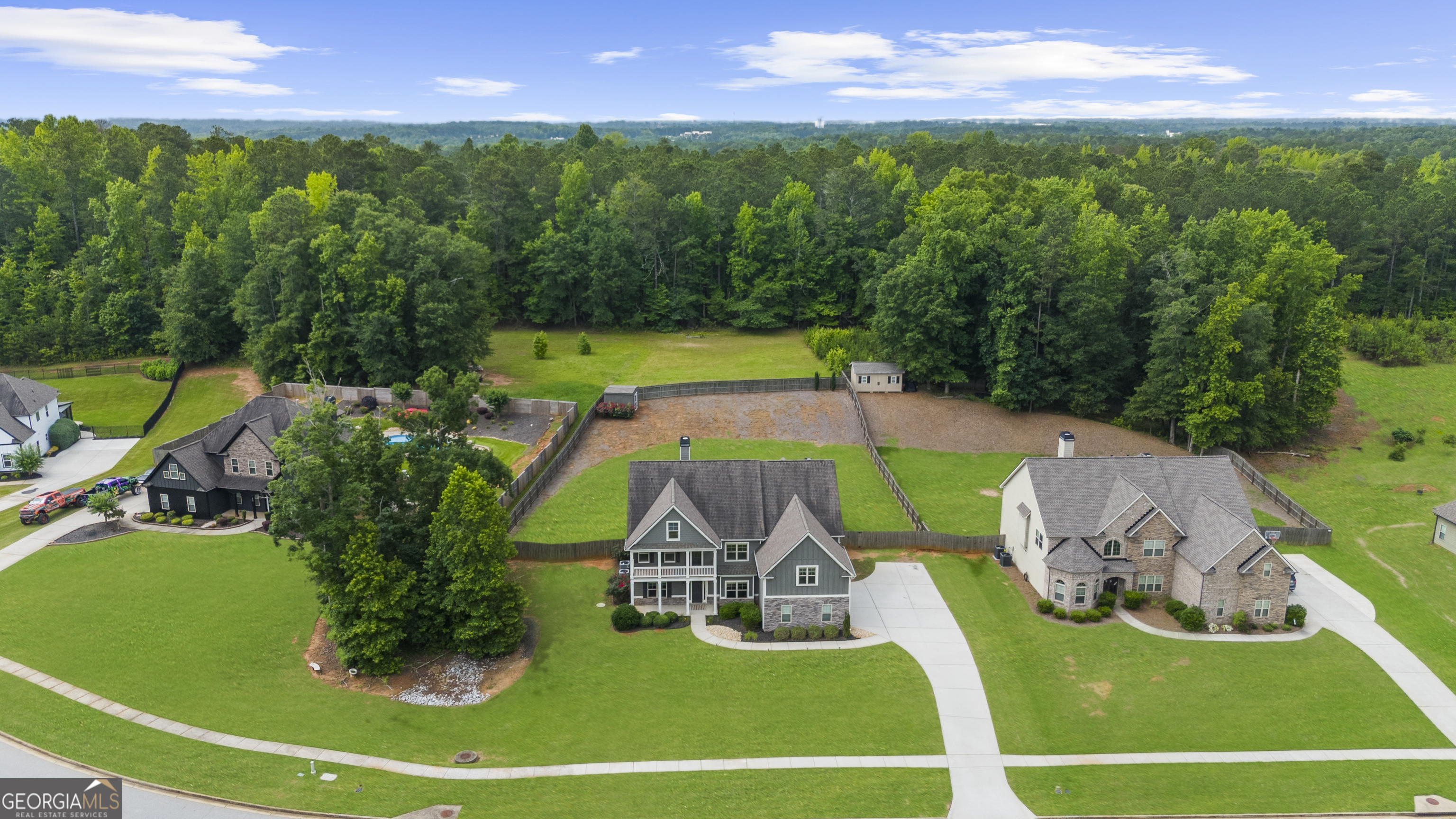233 Palomino DR