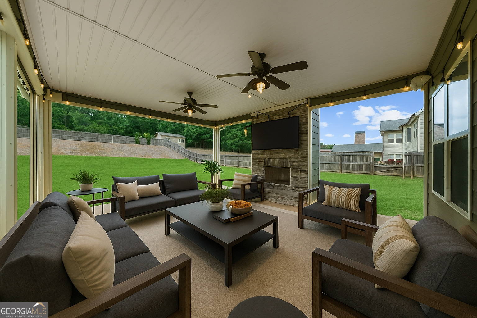 233 Palomino DR