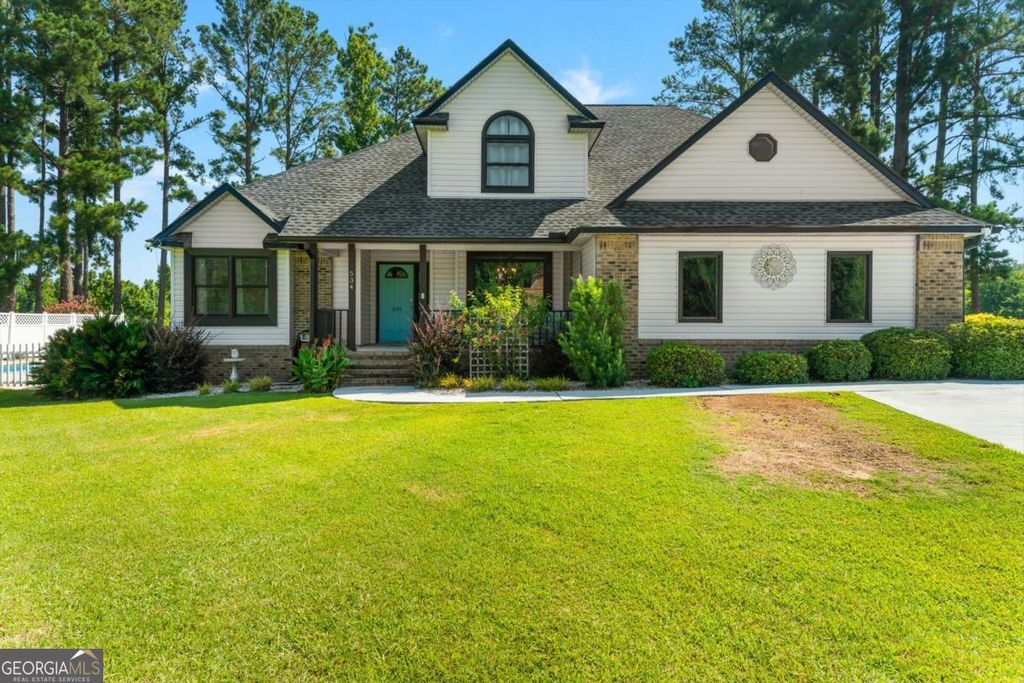 Photo of 534 Saint Andrews Circle, Statesboro, GA 30458 (MLS # 10802773)