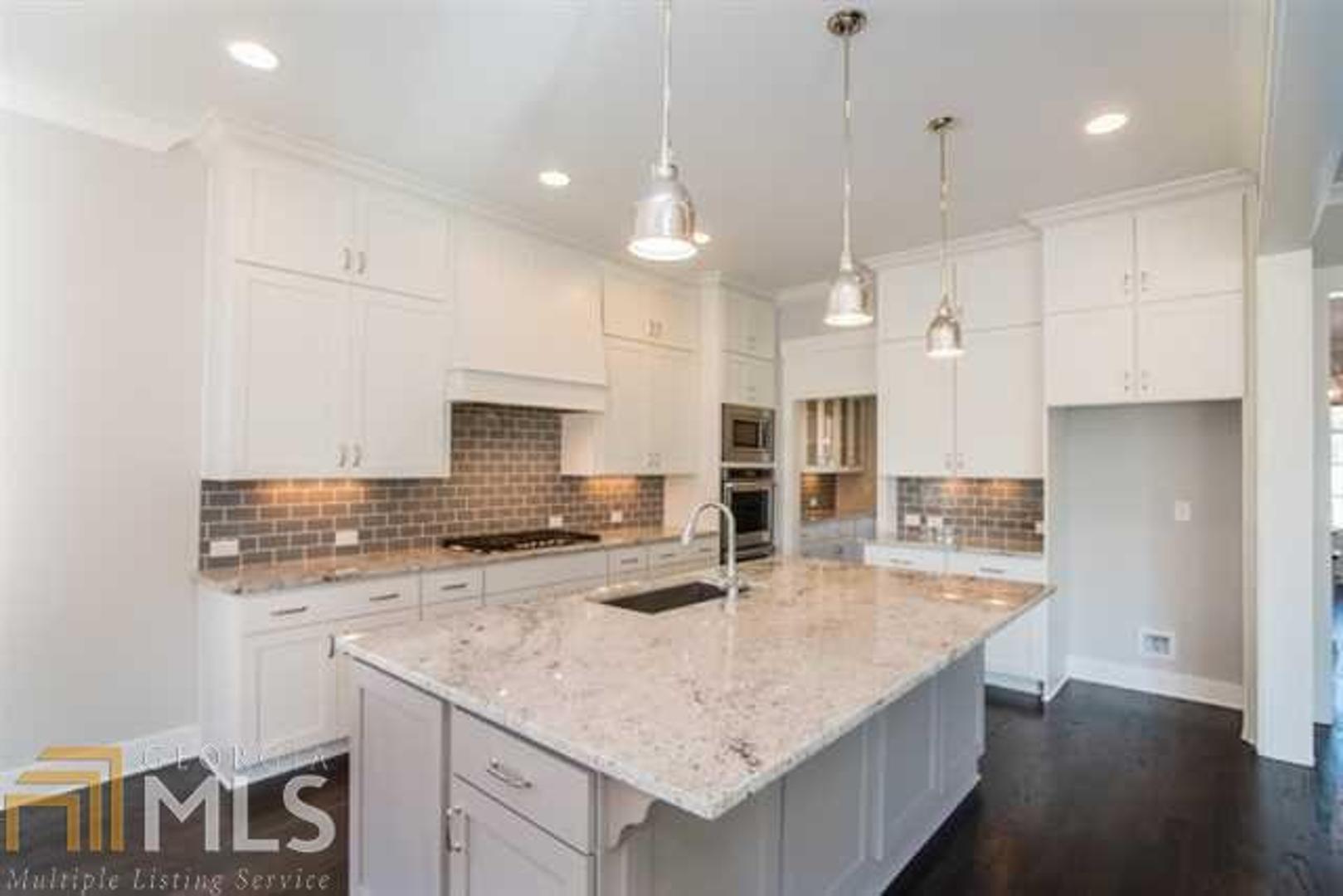 Dunwoody Green - Residential