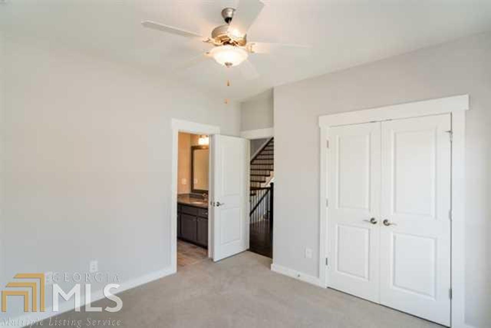 Dunwoody Green - Residential