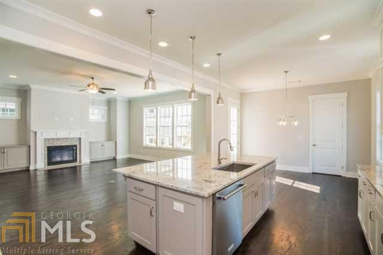 Dunwoody Green - Residential