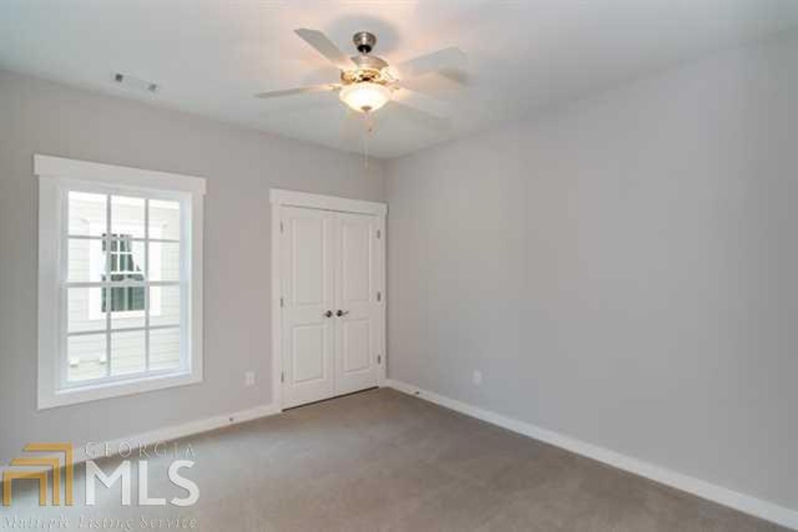 Dunwoody Green - Residential