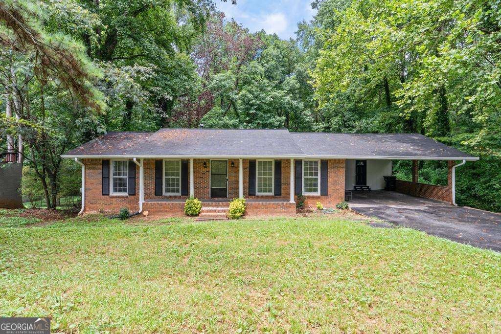 Photo of 246 Barbara Lane SW, Mableton, GA 30126 (MLS # 10820895)
