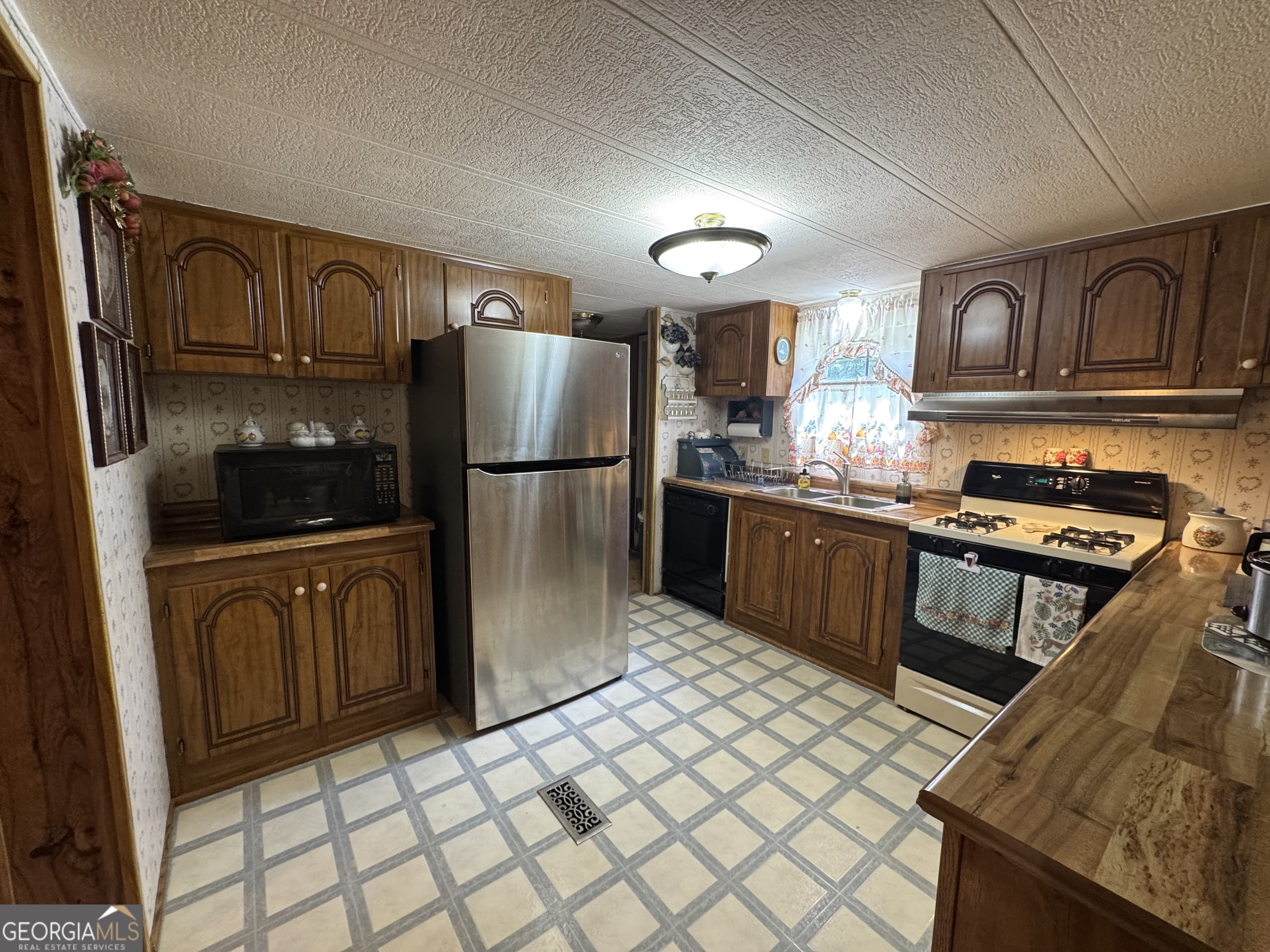 Milner, Georgia 30257, United States, 3 Bedrooms Bedrooms, ,2 BathroomsBathrooms,Residential,Active,193756