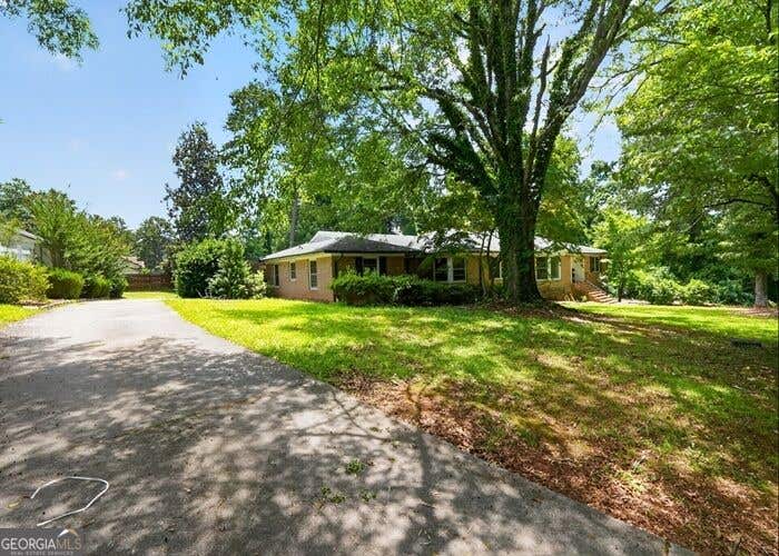Photo of 43 Mountain View Drive, Toccoa, GA 30577 (MLS # 10825578)