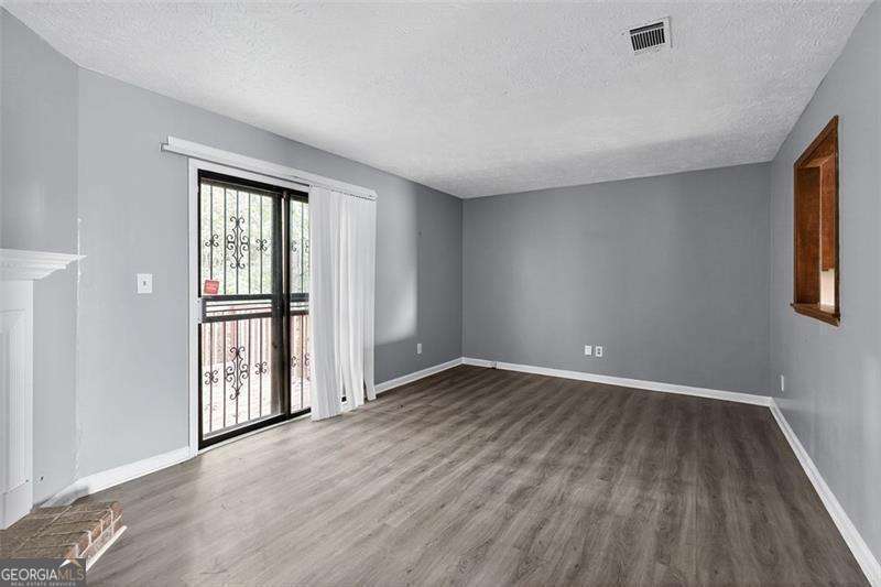 Castile Cove - Residential Lease