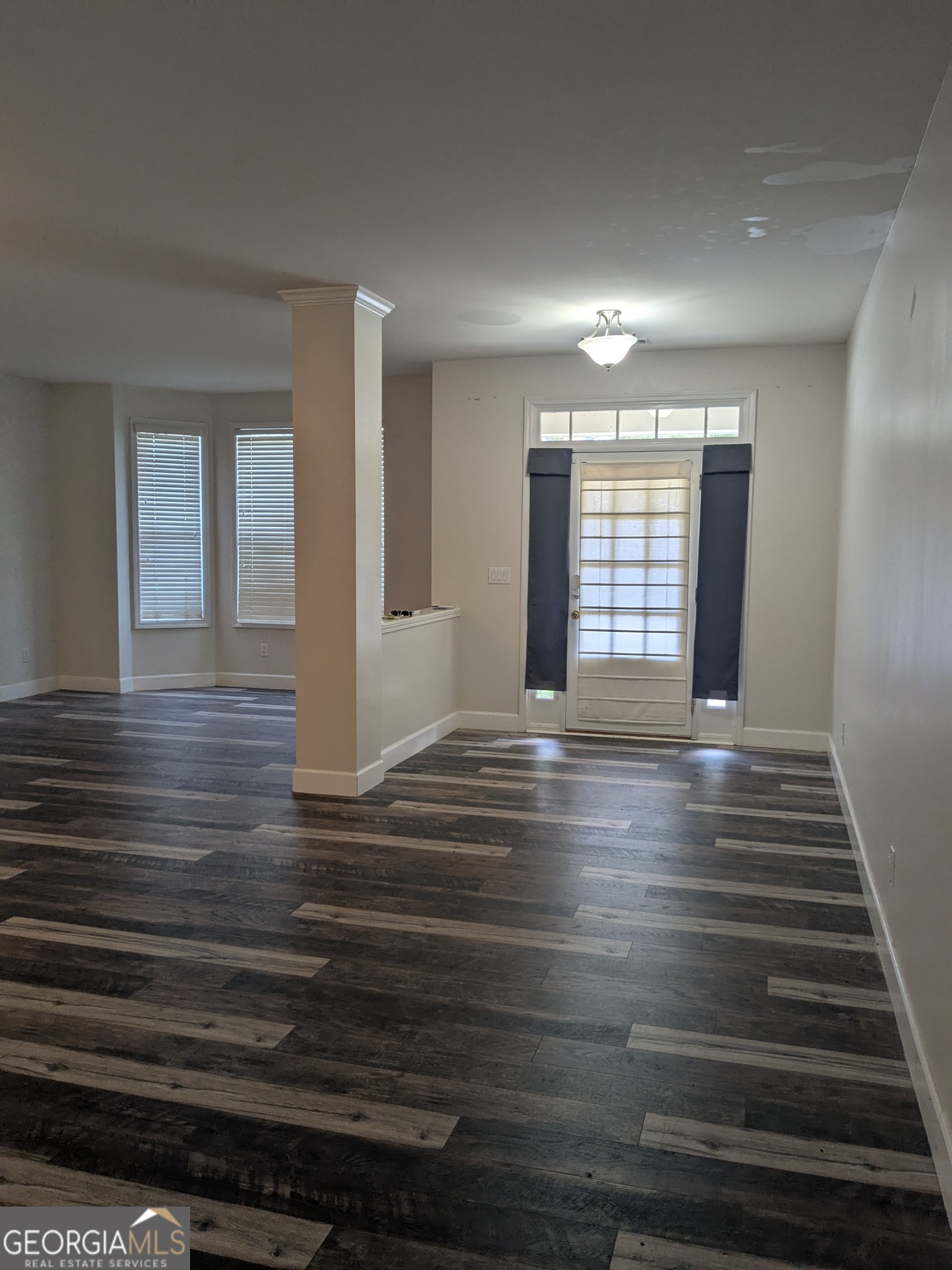 137 Village Green CIR