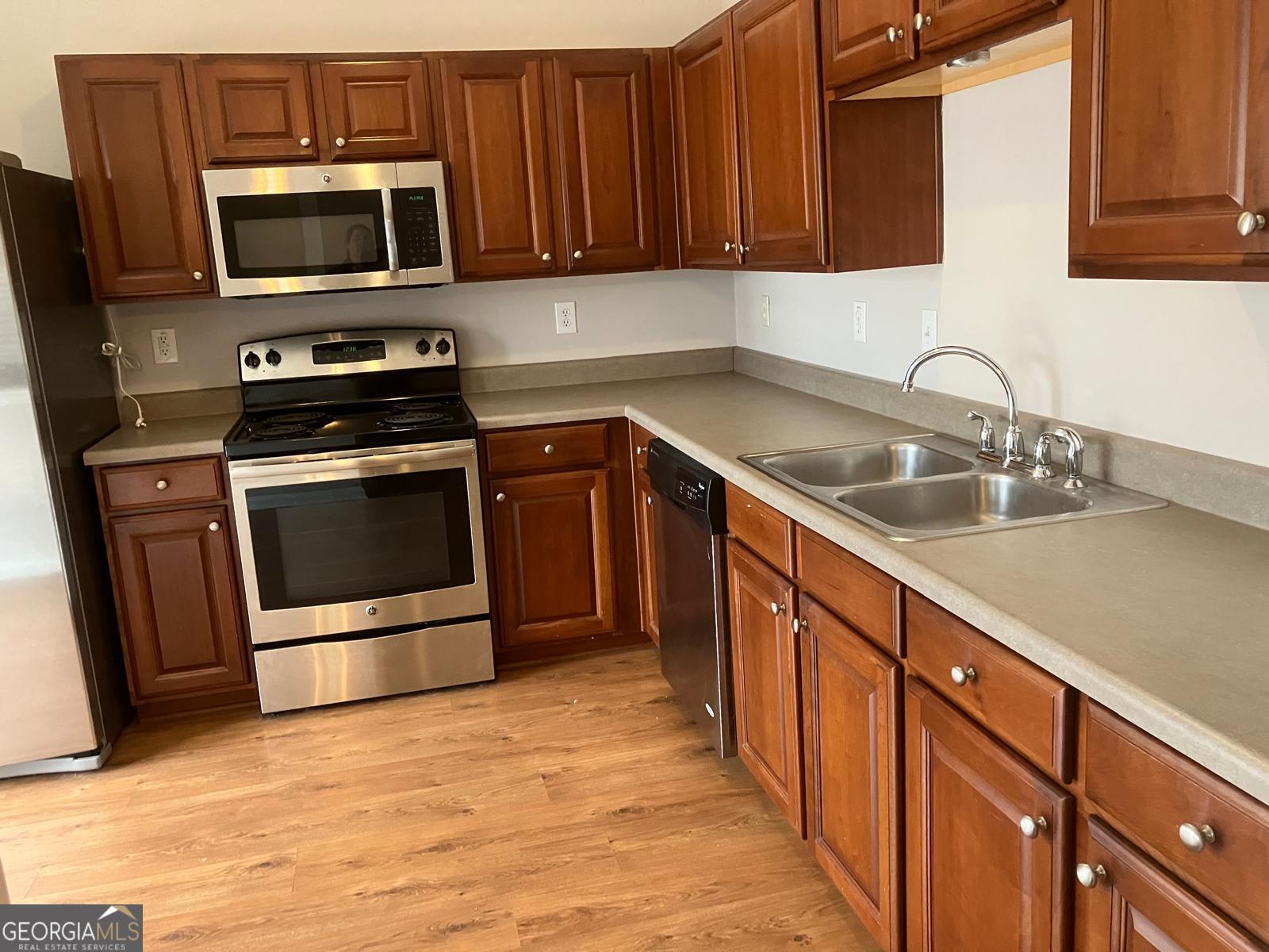 Weatherstone - Residential Lease