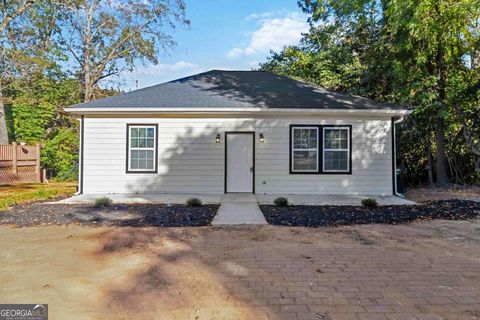 908 Emory ST Oxford GA 30054