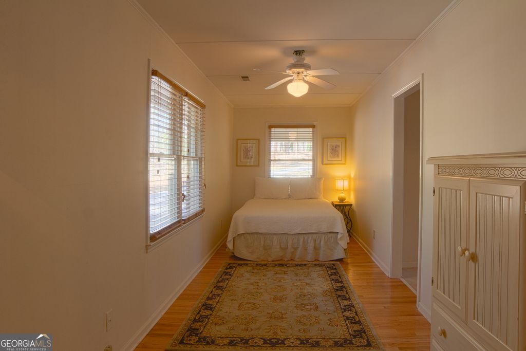 listing image 50