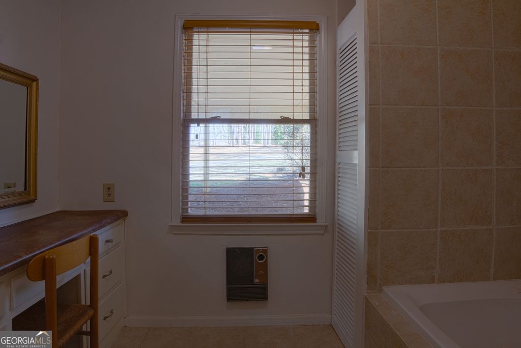 listing image 58
