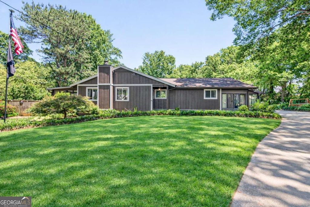 Photo of 3947 Bryn Mawr Court, Duluth, GA 30096 (MLS # 10765811)