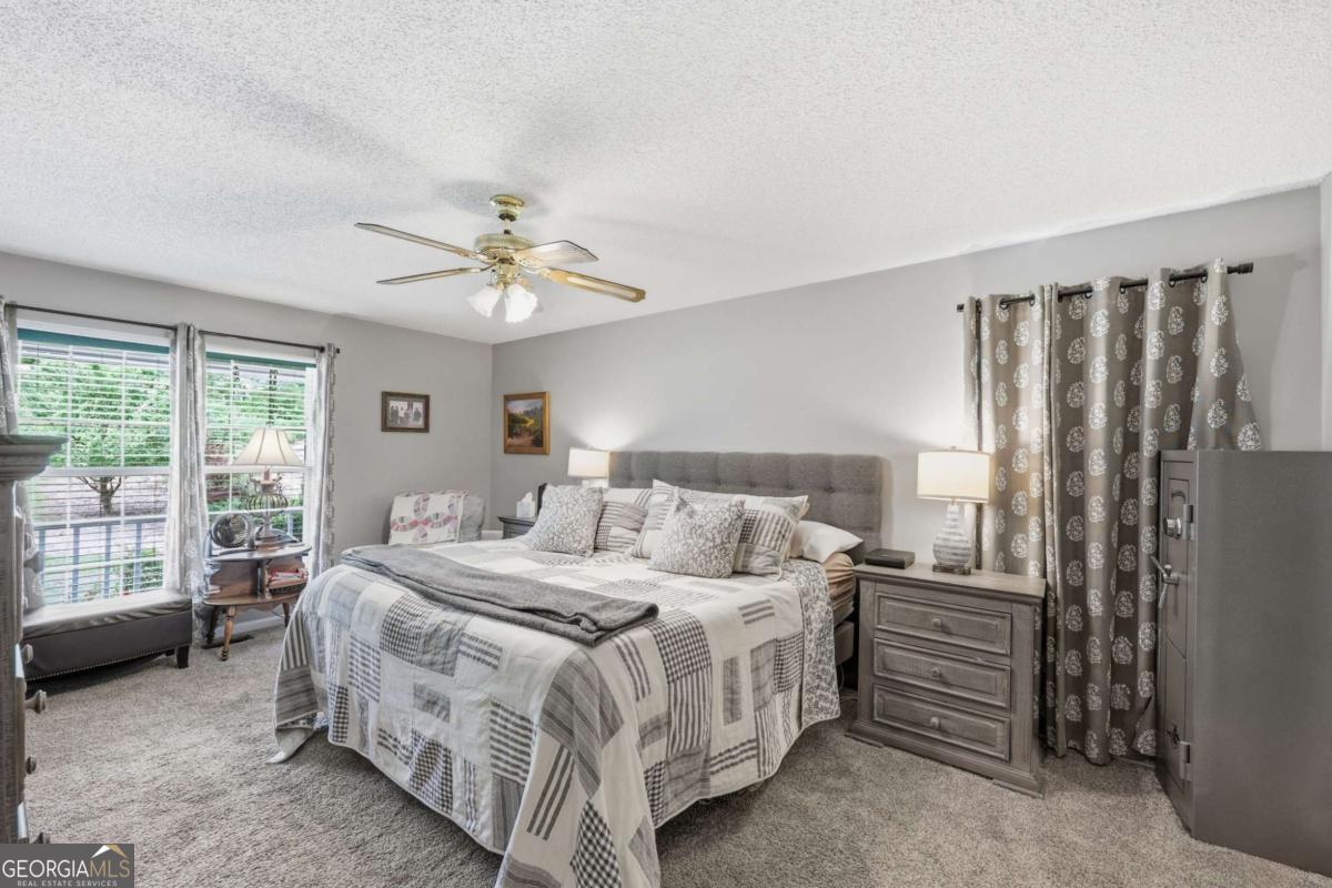 3958 Pointe North