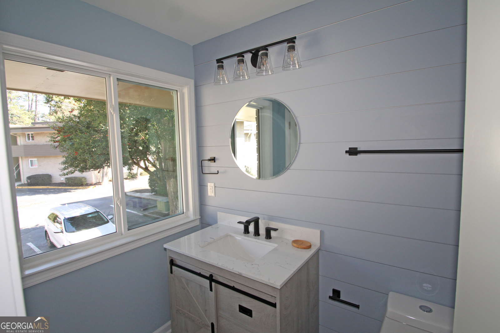 LAUREL GROVE - Residential