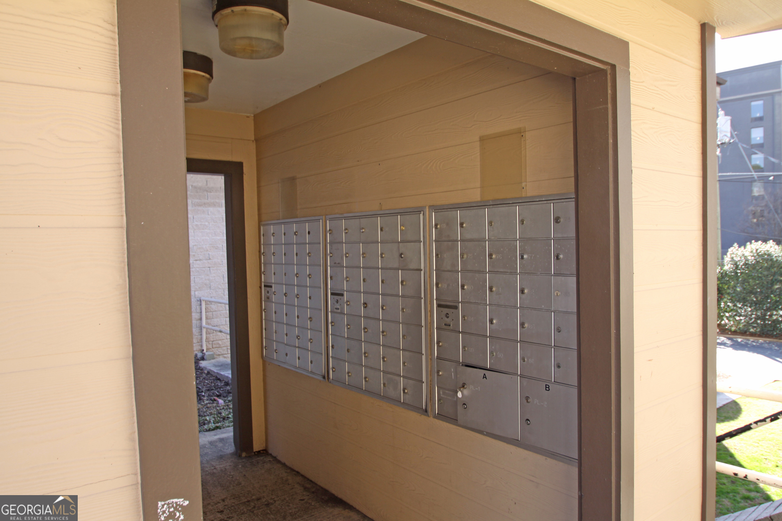 LAUREL GROVE - Residential