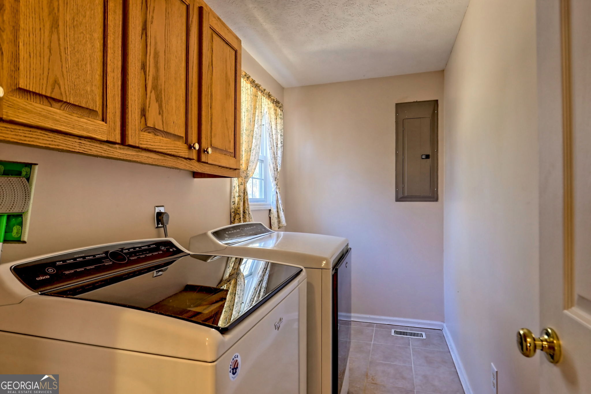 Demorest, Georgia 30535, United States, 3 Bedrooms Bedrooms, ,2 BathroomsBathrooms,Residential,Active,79182