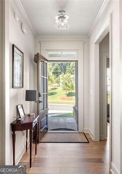 275 Avon DR