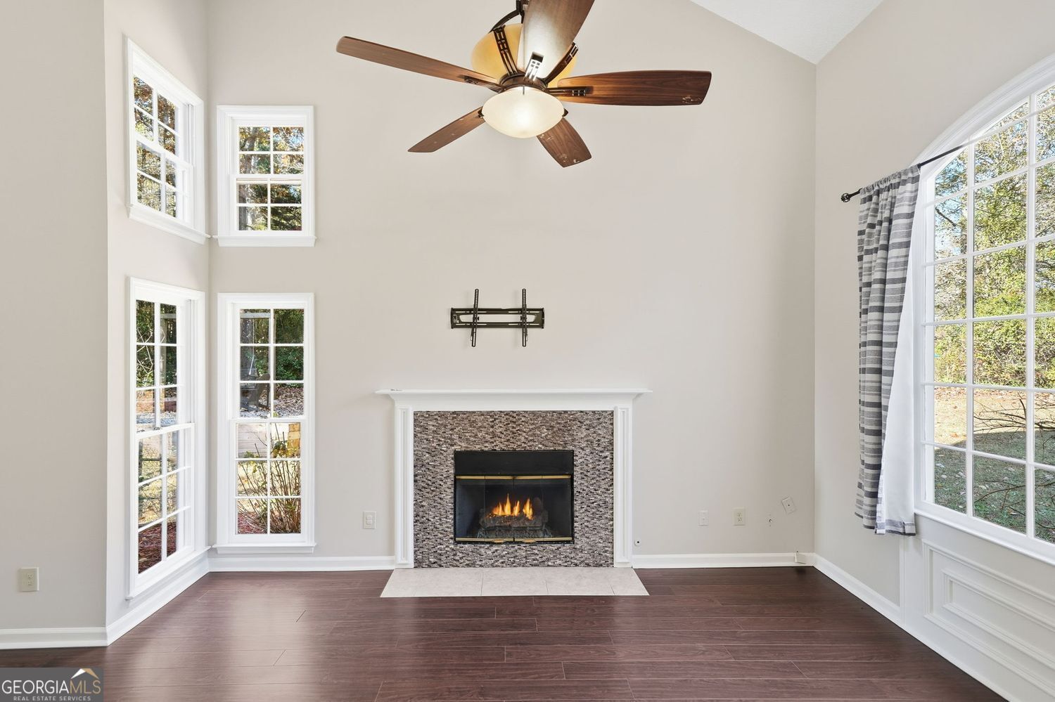 MULBERRY FARMS - Residential