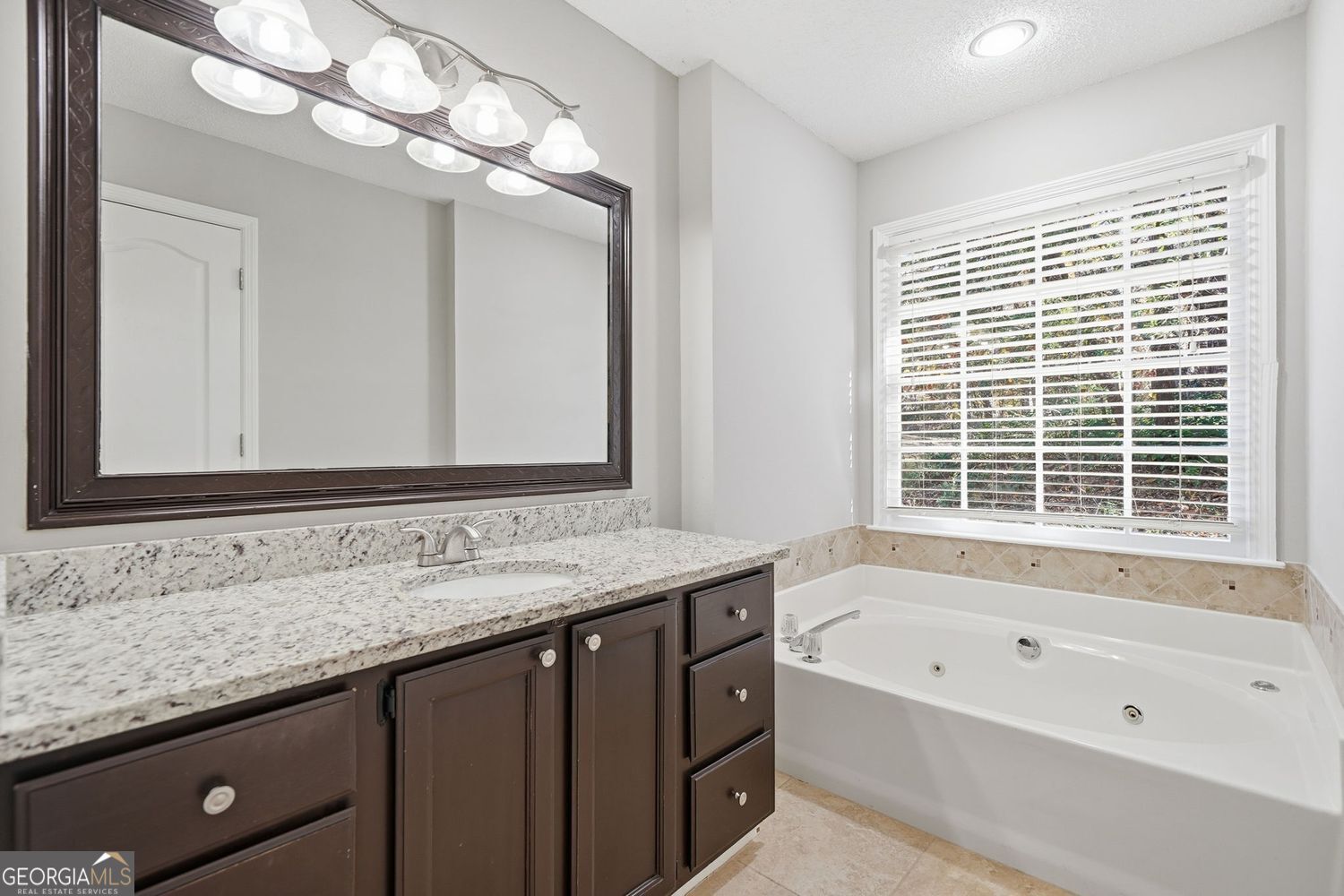 MULBERRY FARMS - Residential