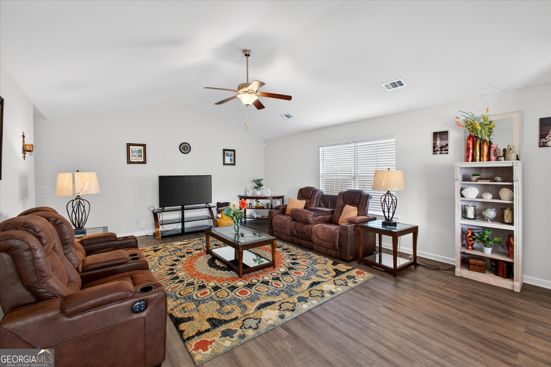107 Dasher DR