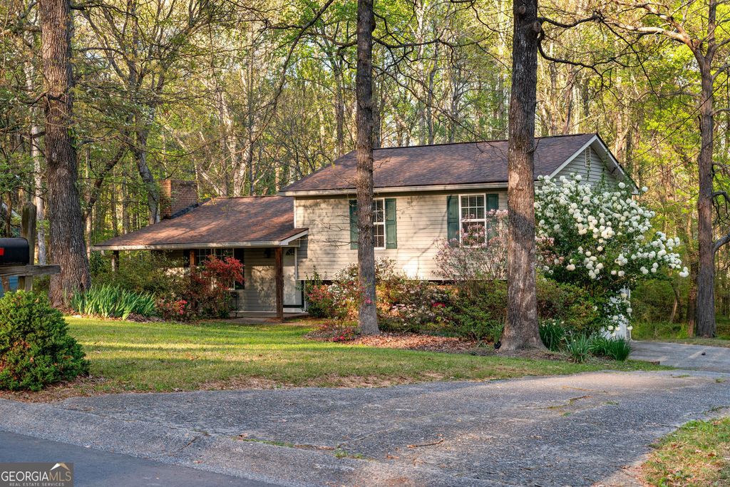 Photo of 516 Teague Drive NW, Kennesaw, GA 30152 (MLS # 10730647)