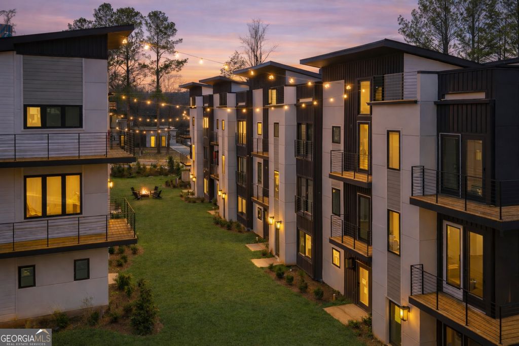 Photo of 1194 Penny Lane, Atlanta, GA 30329 (MLS # 10740789)