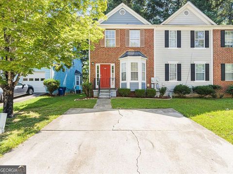 Photo of 5910 Hampton Court, Atlanta, GA 30349 (MLS # 10702035)