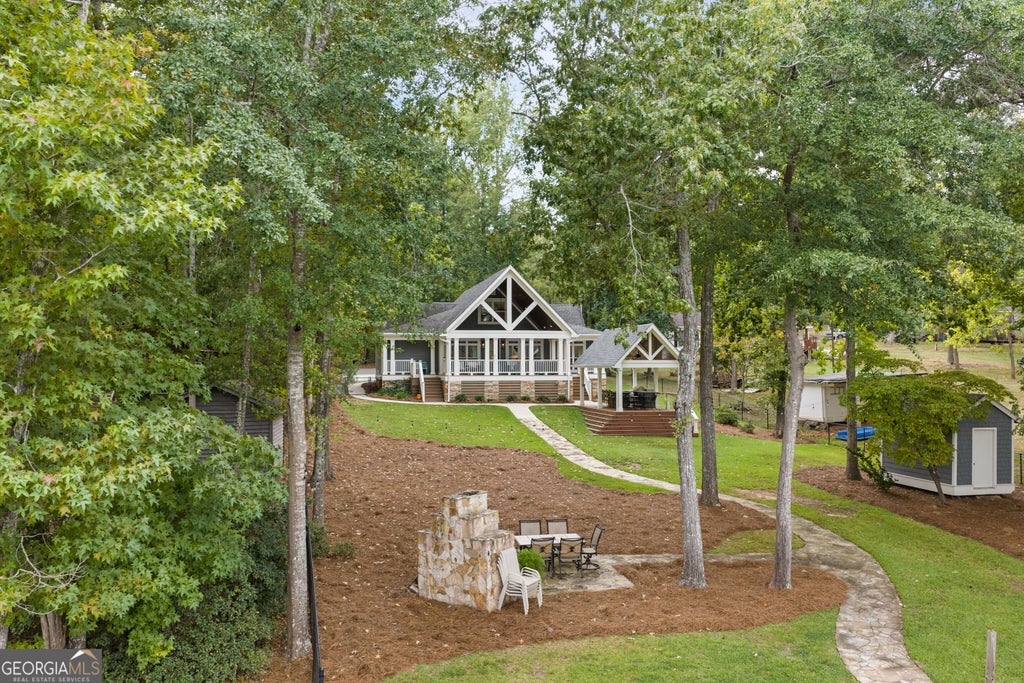 Photo of 356 Possum Point Dr, Eatonton, GA 31024 (MLS # 10854640)