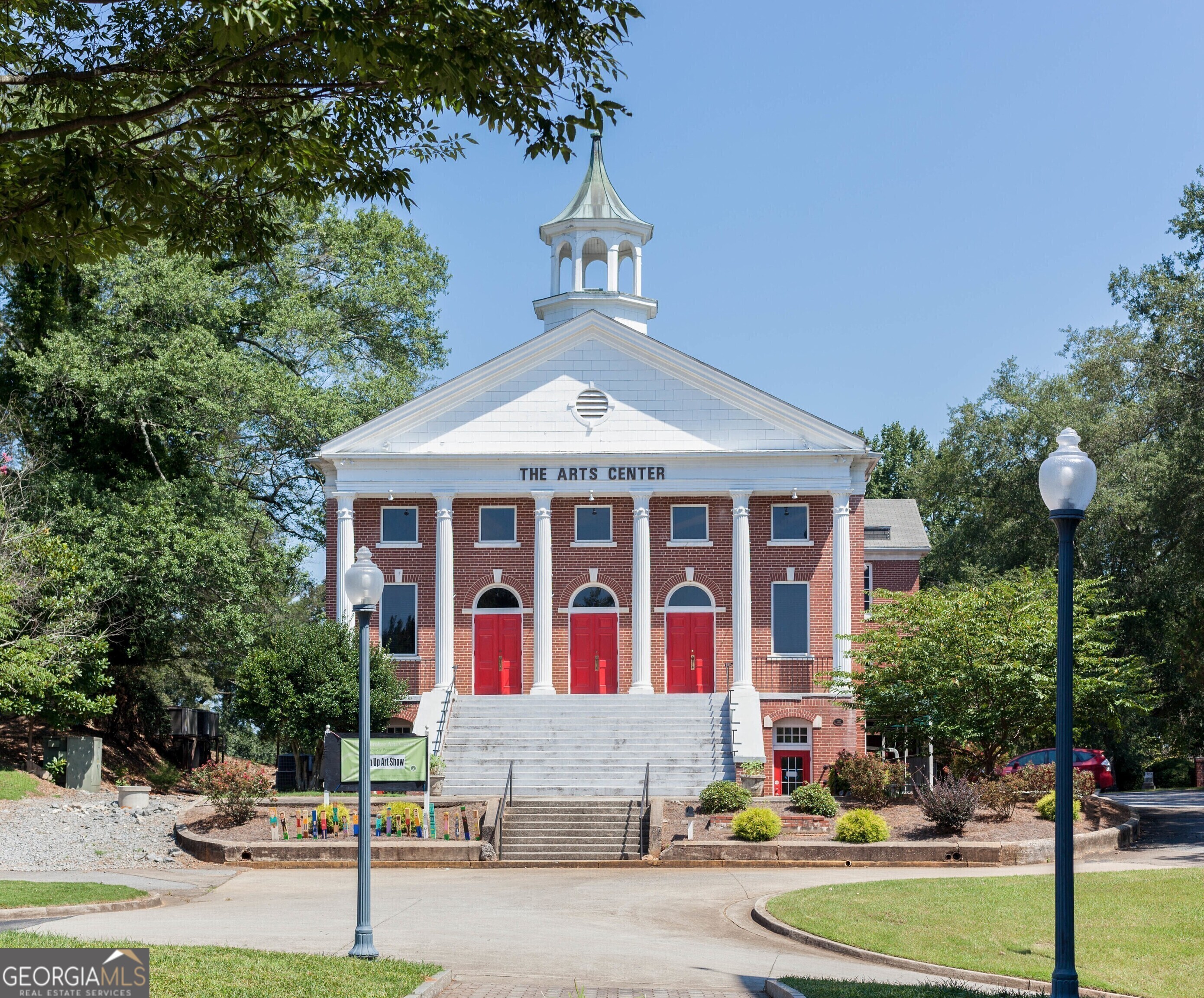 Canton, Georgia 30114, United States, 3 Bedrooms Bedrooms, ,3 BathroomsBathrooms,Residential,Pending,14799