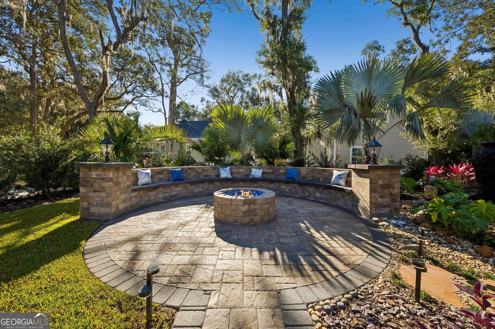 301 Cobia LN