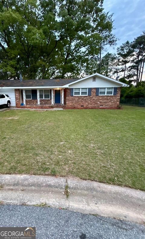 A home in Warner Robins