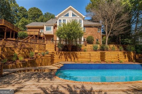 4070 RUNNYMEDE DR Lilburn GA 30047