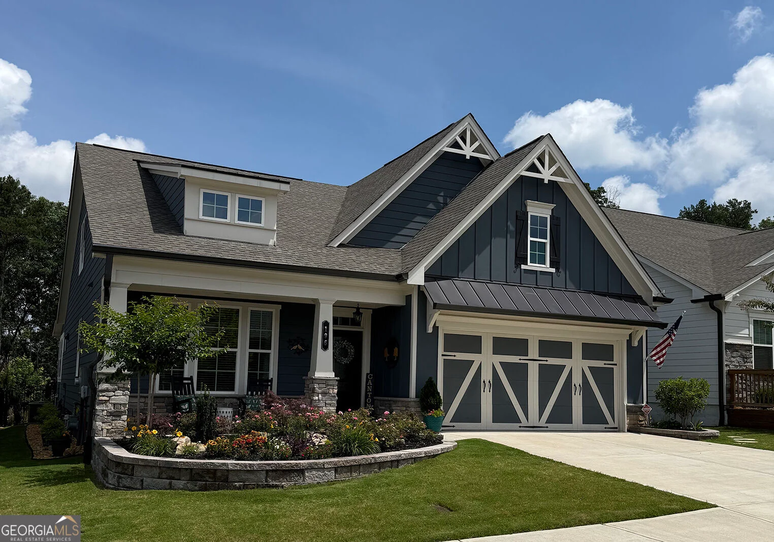 196 Hickory Bluffs Parkway