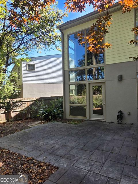1336 Rietveld ROW NW Atlanta GA 30318