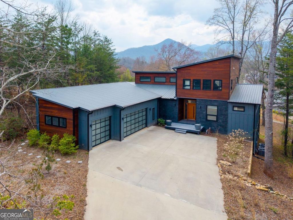 Photo of 23 Lake Trail W Ln #10, Hiawassee, GA 30546 (MLS # 10724534)